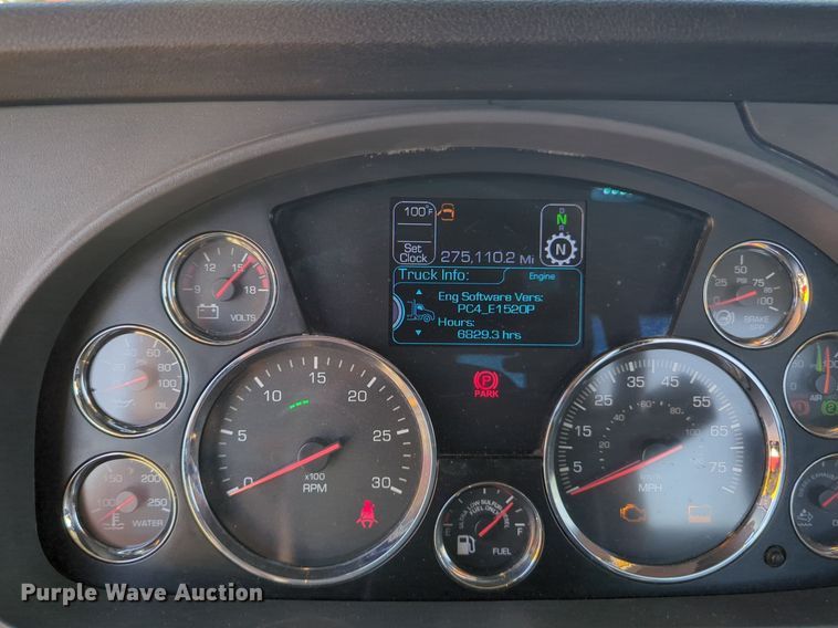 image for item NW9632 2022 Kenworth T680 semi truck