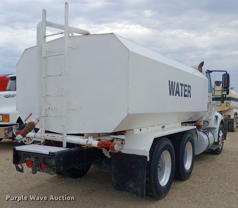 image for item NY9315 2007 International  8600 water truck