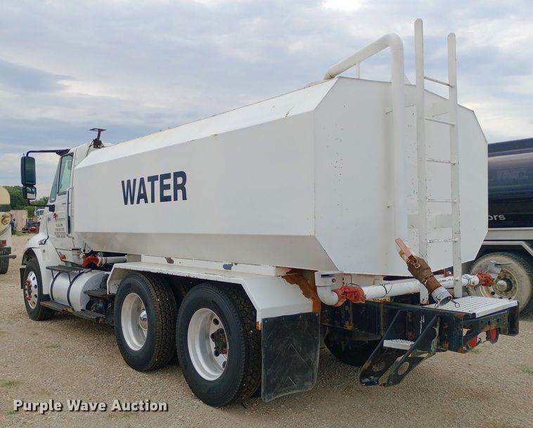 image for item NY9315 2007 International  8600 water truck