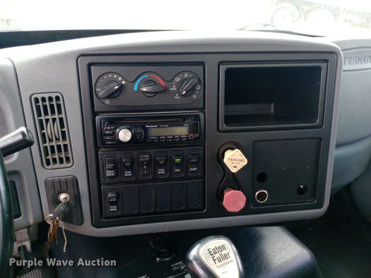 image for item NY9315 2007 International  8600 water truck