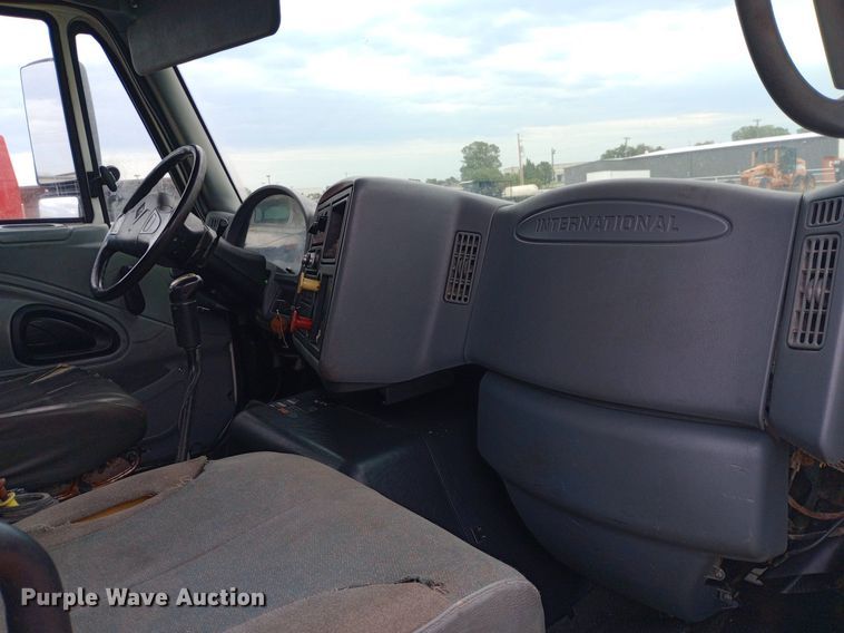 image for item NY9315 2007 International  8600 water truck