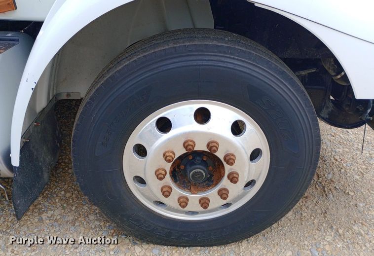 image for item NY9315 2007 International  8600 water truck