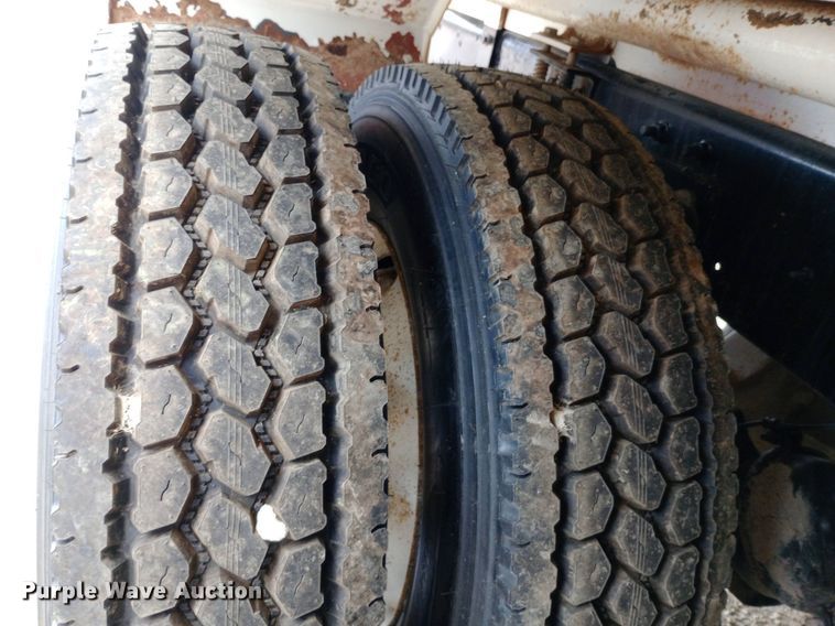 image for item NY9315 2007 International  8600 water truck