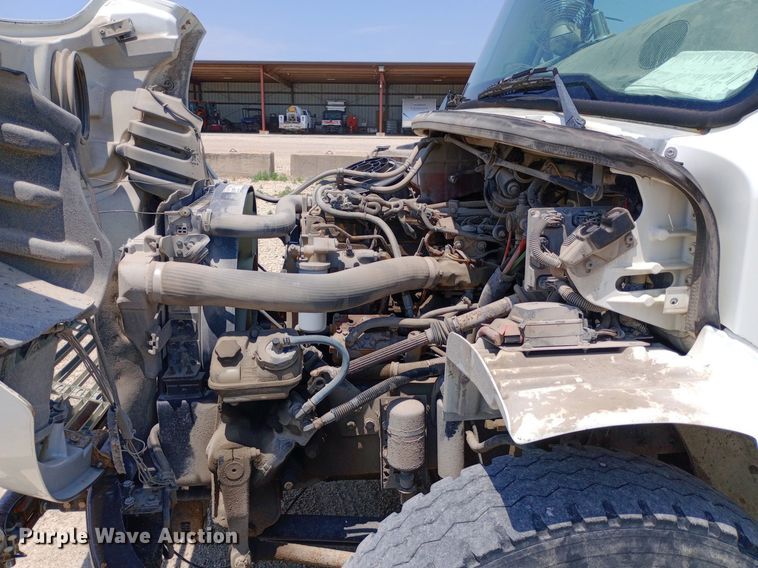 image for item NY9316 2005 Freightliner Business Class M2 water truck