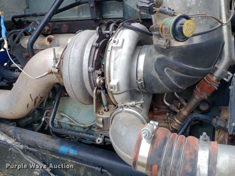 image for item NY9336 2007 Freightliner  FLD132 Classic XL semi truck