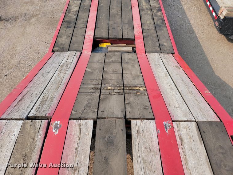 image for item OD9649 1998 Trail Boss drop deck equipment trailer