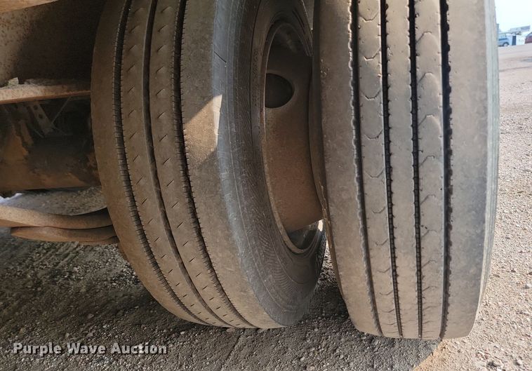 image for item OD9649 1998 Trail Boss drop deck equipment trailer