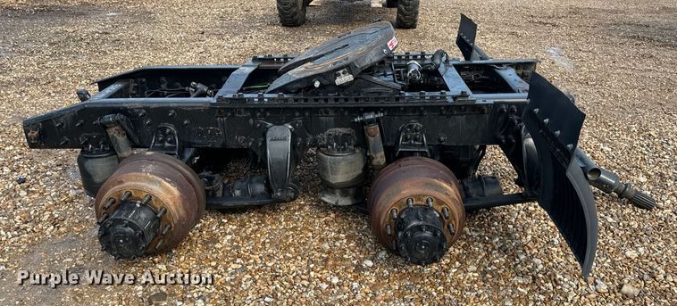 image for item OF9788 2015 Freightliner  semi truck rear end