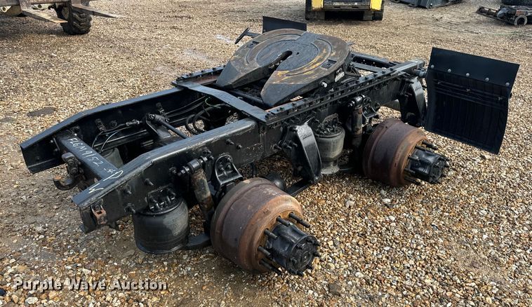 image for item OF9788 2015 Freightliner  semi truck rear end