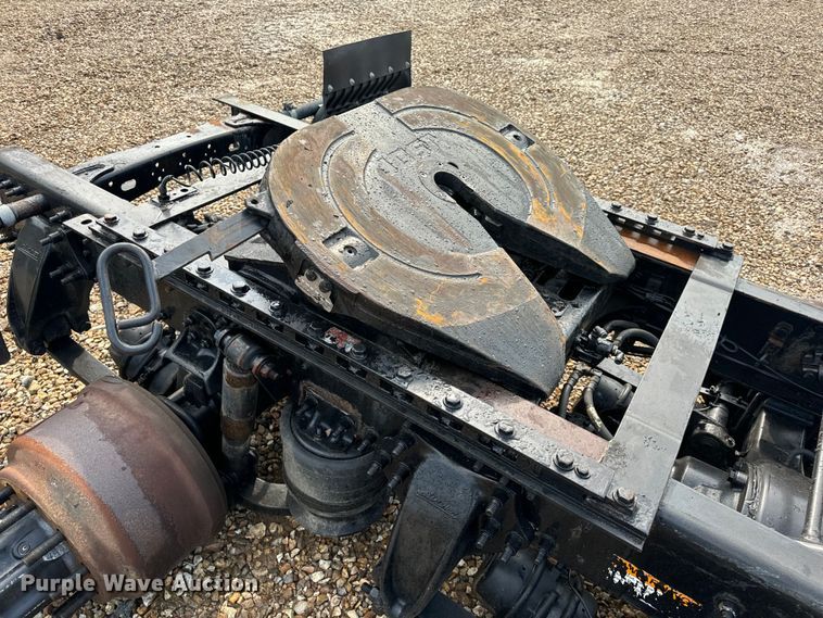 image for item OF9788 2015 Freightliner  semi truck rear end