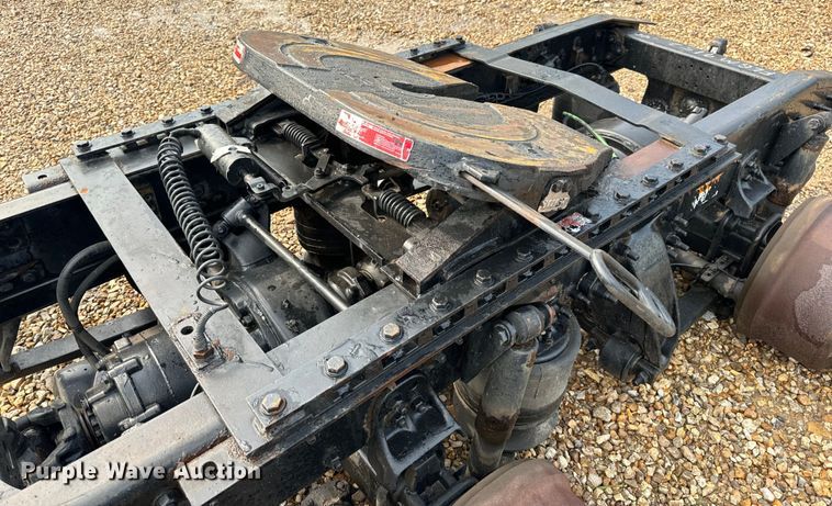 image for item OF9788 2015 Freightliner  semi truck rear end