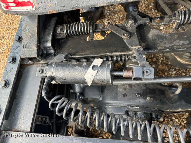 image for item OF9788 2015 Freightliner  semi truck rear end