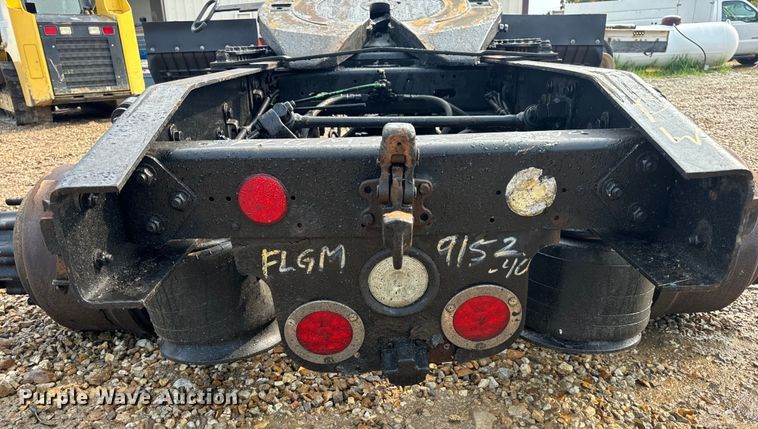 image for item OF9788 2015 Freightliner  semi truck rear end