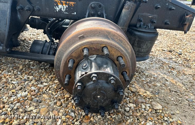 image for item OF9788 2015 Freightliner  semi truck rear end