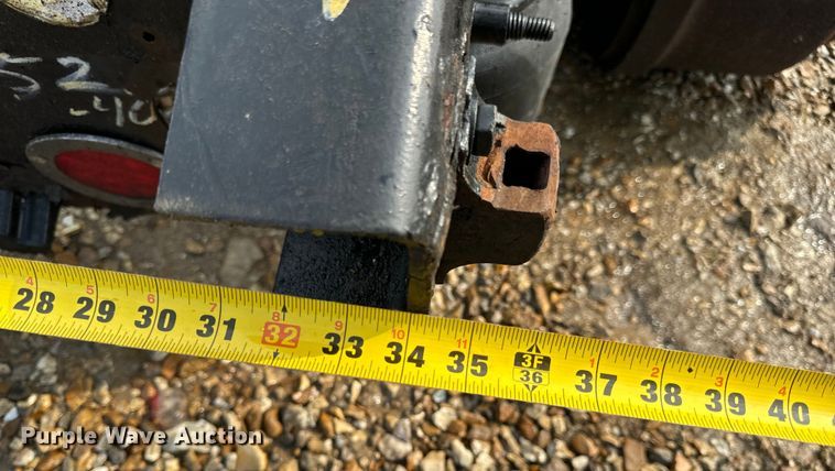 image for item OF9788 2015 Freightliner  semi truck rear end