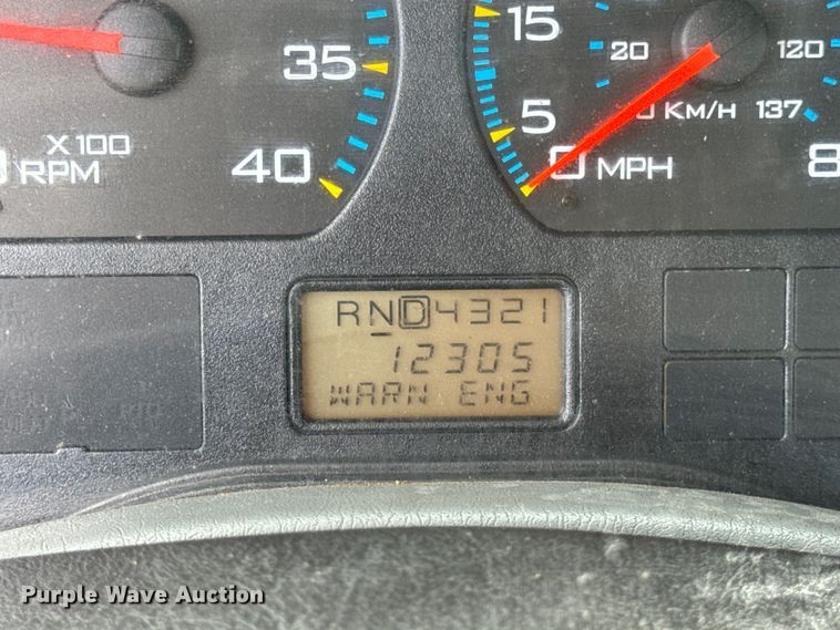 image for item OF9789 2006 International  7400 flatbed truck