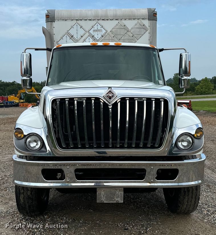 image for item OF9790 2009 International  WorkStar 7500 box truck