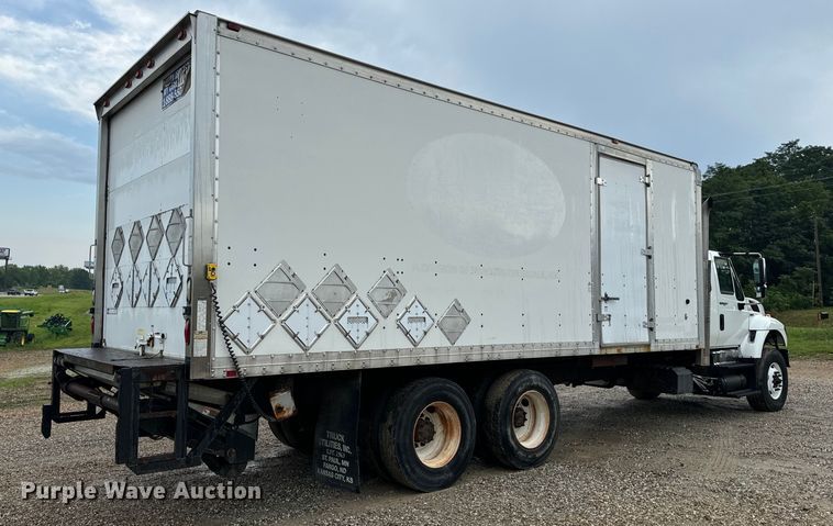 image for item OF9790 2009 International  WorkStar 7500 box truck