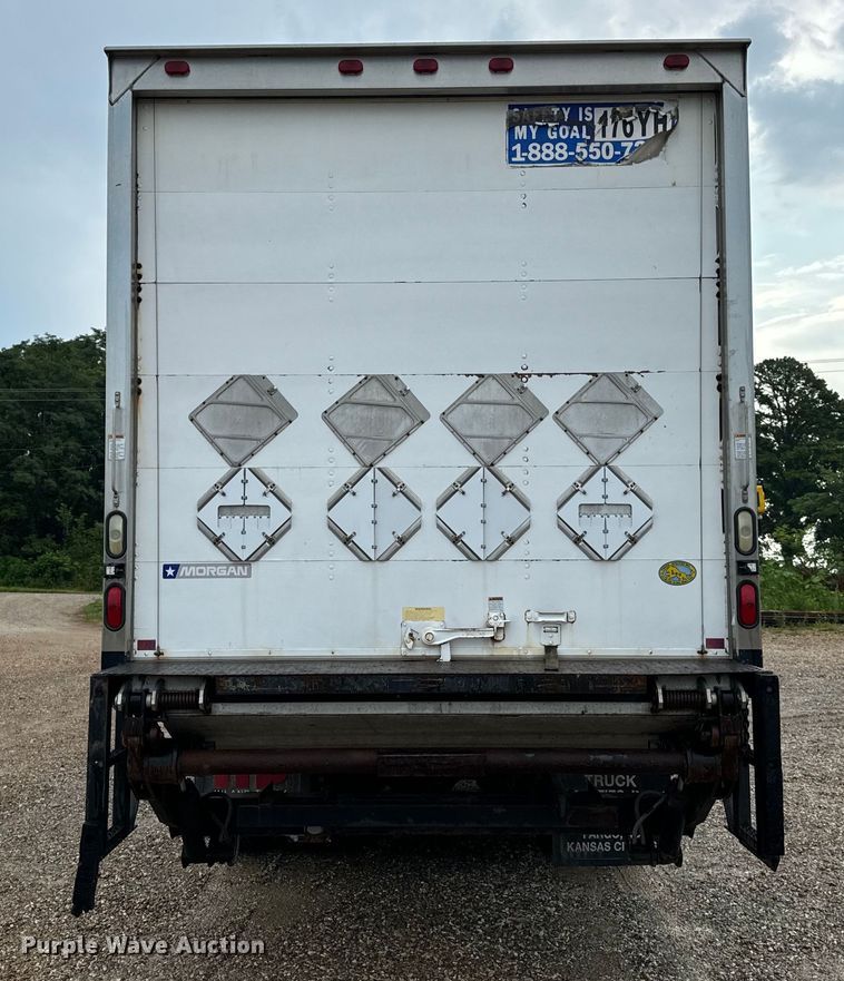 image for item OF9790 2009 International  WorkStar 7500 box truck