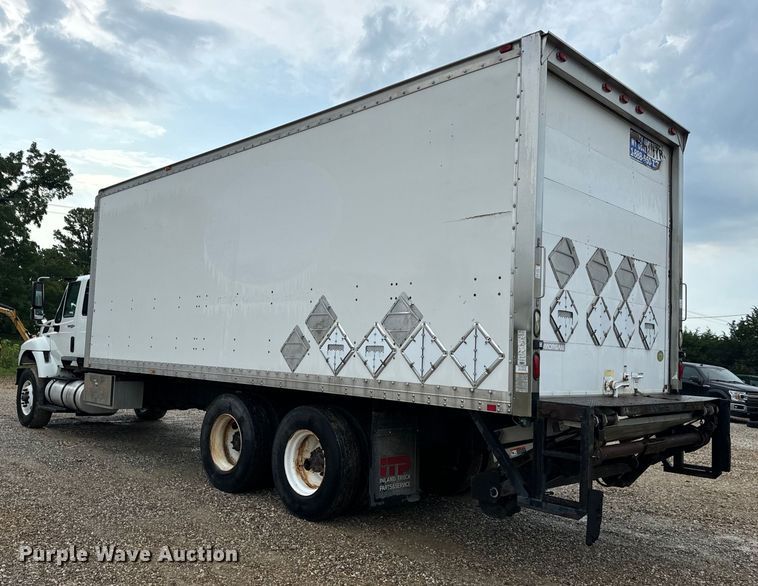 image for item OF9790 2009 International  WorkStar 7500 box truck