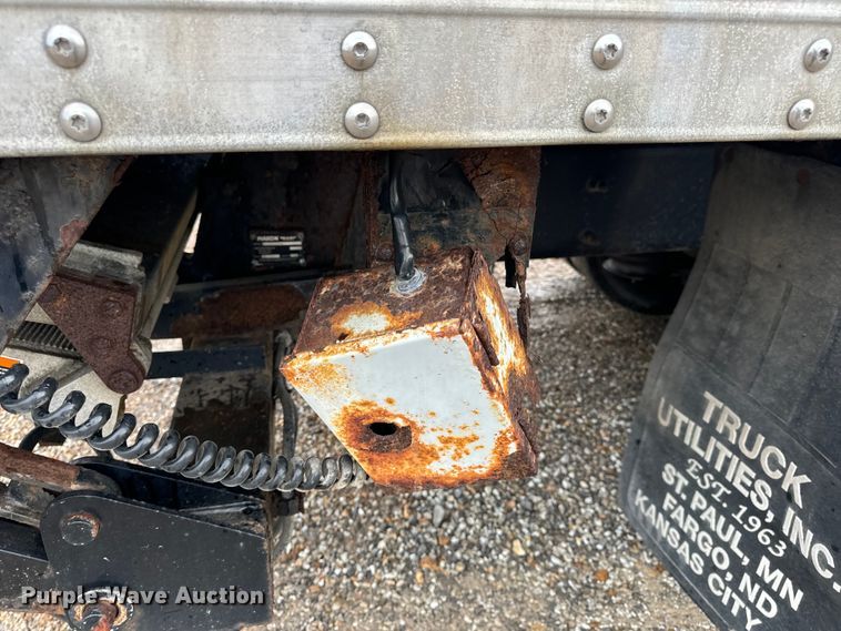 image for item OF9790 2009 International  WorkStar 7500 box truck