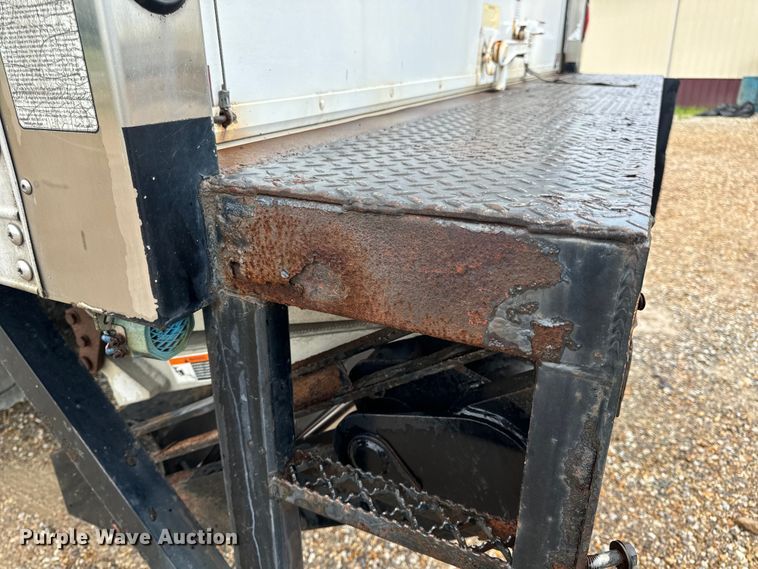 image for item OF9790 2009 International  WorkStar 7500 box truck