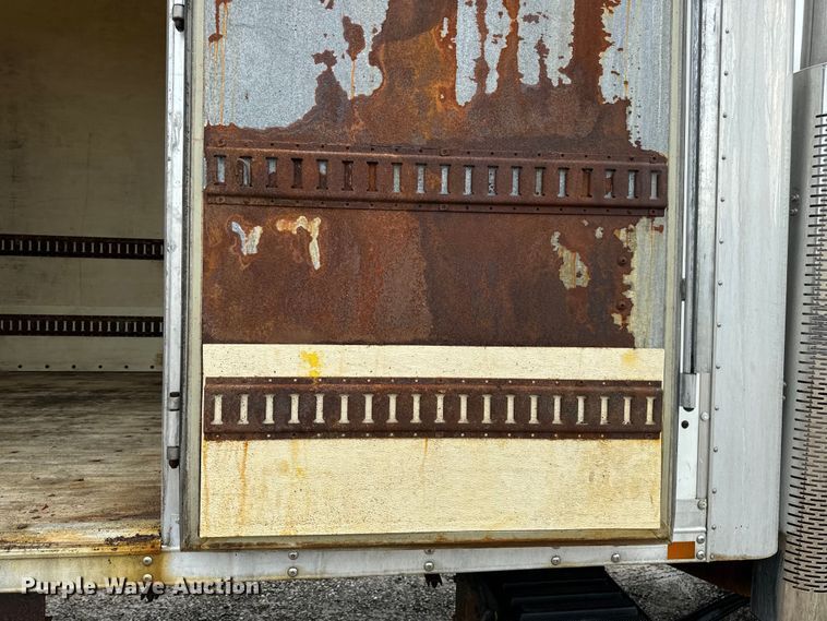 image for item OF9790 2009 International  WorkStar 7500 box truck