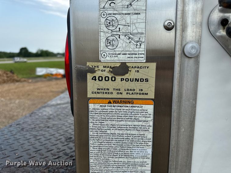 image for item OF9790 2009 International  WorkStar 7500 box truck