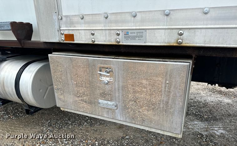 image for item OF9790 2009 International  WorkStar 7500 box truck