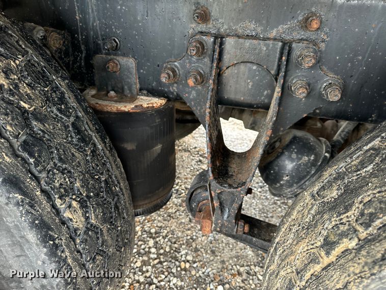 image for item OF9790 2009 International  WorkStar 7500 box truck