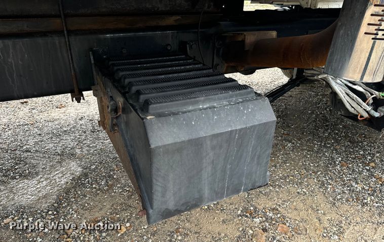 image for item OF9790 2009 International  WorkStar 7500 box truck