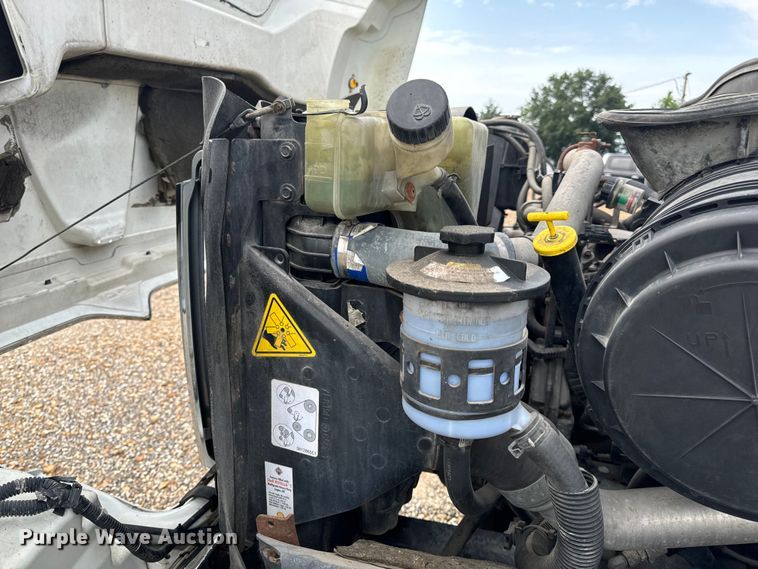 image for item OF9790 2009 International  WorkStar 7500 box truck