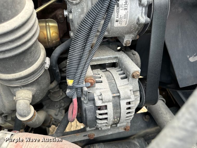 image for item OF9790 2009 International  WorkStar 7500 box truck