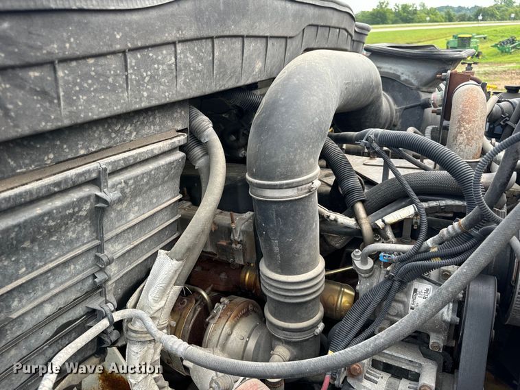 image for item OF9790 2009 International  WorkStar 7500 box truck