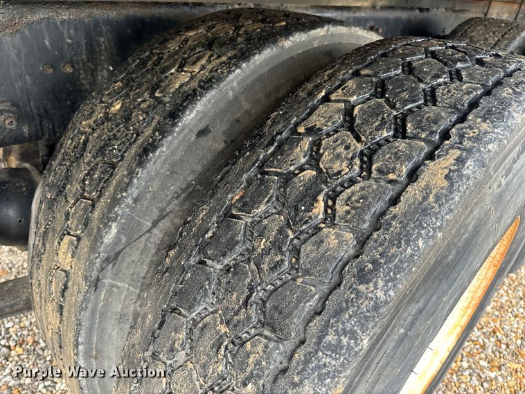 image for item OF9790 2009 International  WorkStar 7500 box truck