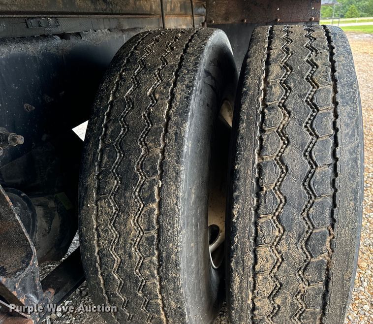 image for item OF9790 2009 International  WorkStar 7500 box truck