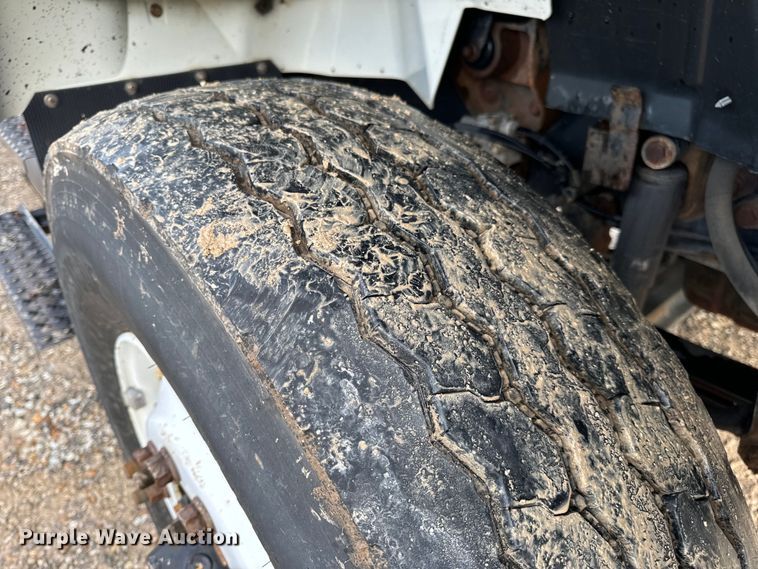 image for item OF9790 2009 International  WorkStar 7500 box truck