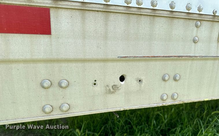 image for item OF9866 2000 Trailmobile dry van trailer