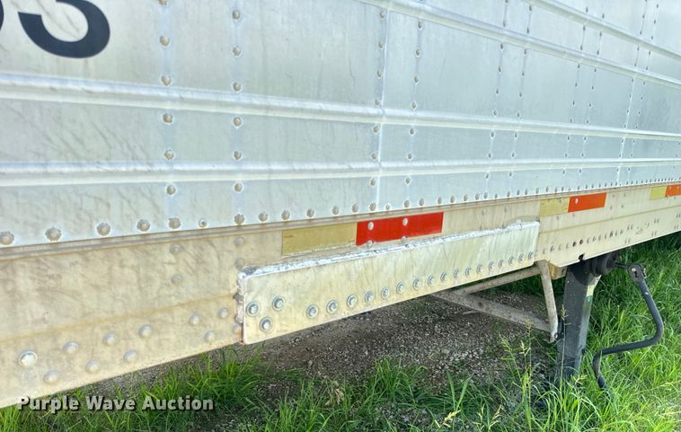 image for item OF9866 2000 Trailmobile dry van trailer