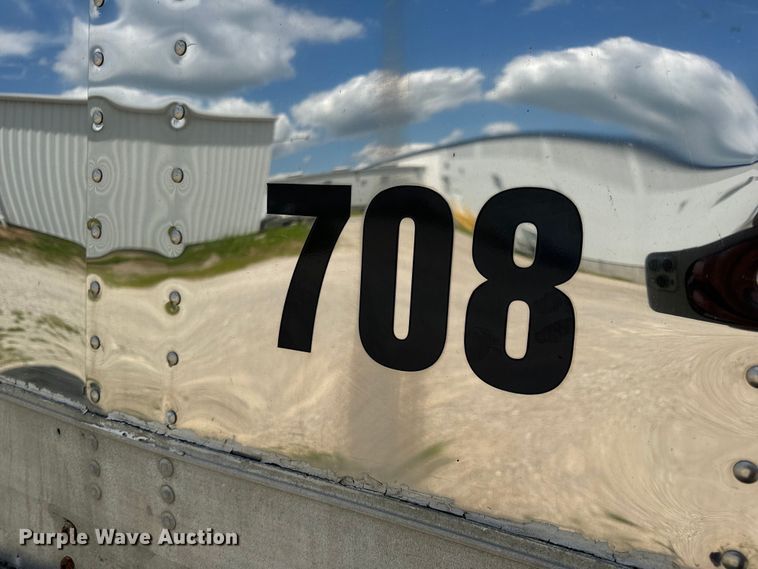 image for item OF9866 2000 Trailmobile dry van trailer