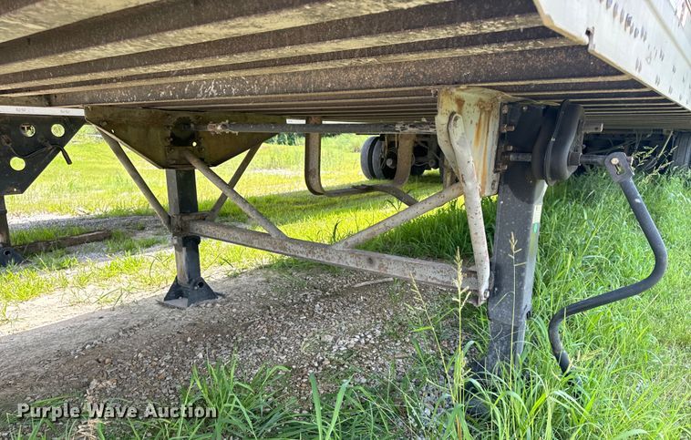 image for item OF9866 2000 Trailmobile dry van trailer