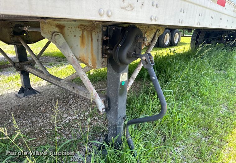 image for item OF9866 2000 Trailmobile dry van trailer