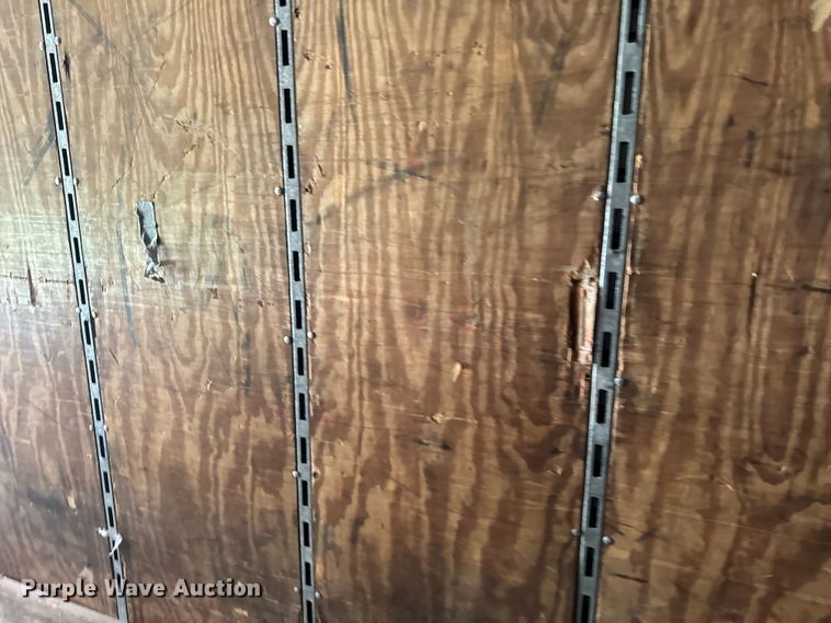 image for item OF9866 2000 Trailmobile dry van trailer