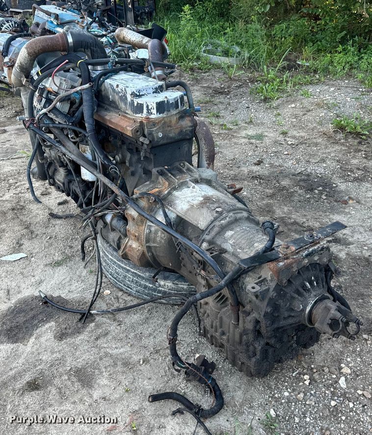 image for item OF9872 International  DT466 engine