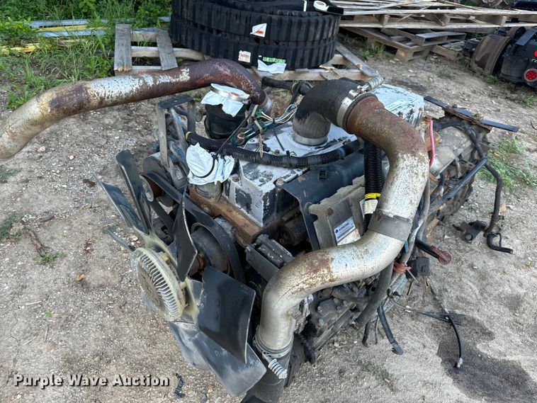 image for item OF9872 International  DT466 engine