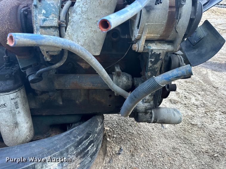 image for item OF9872 International  DT466 engine