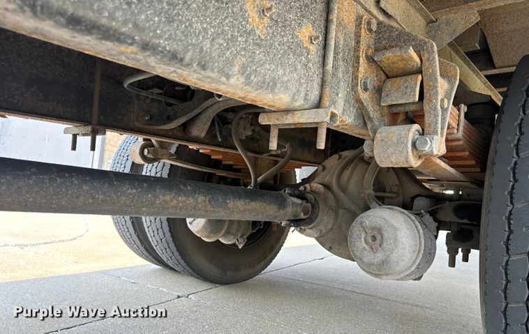 image for item OF9881 2007 International  4300 box truck