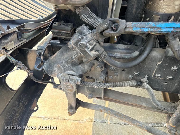 image for item OF9881 2007 International  4300 box truck