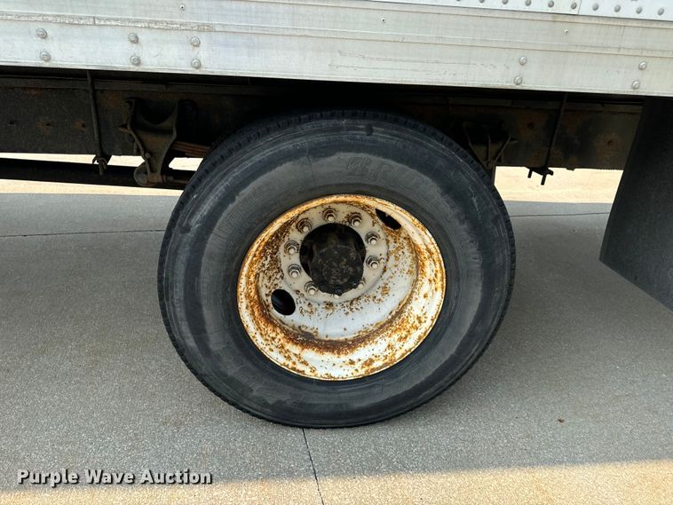 image for item OF9881 2007 International  4300 box truck