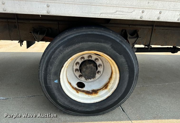 image for item OF9881 2007 International  4300 box truck